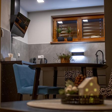 Apartman U Lesa Нове-Йирни Экстерьер фото