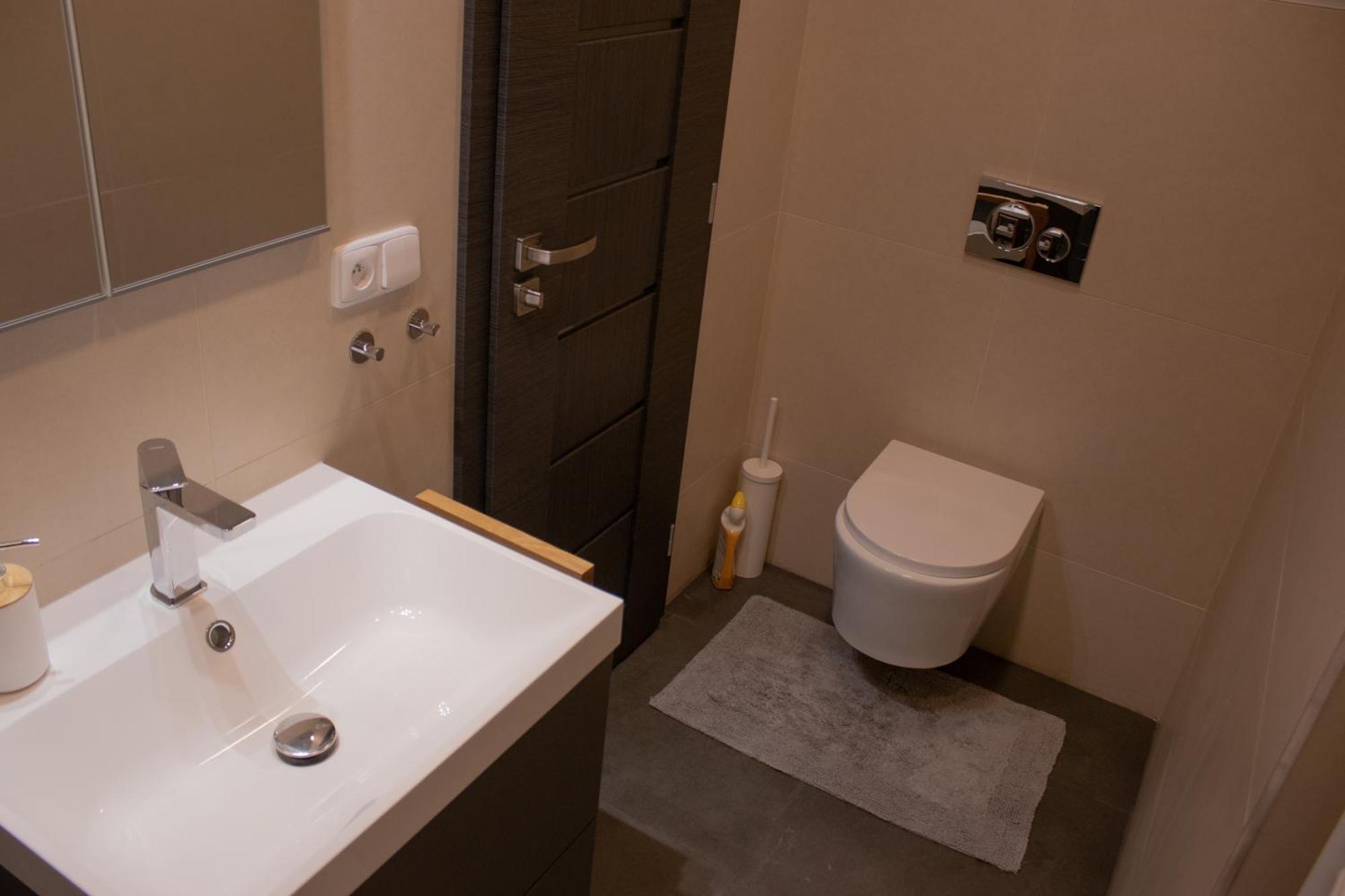 Apartman U Lesa Нове-Йирни Экстерьер фото